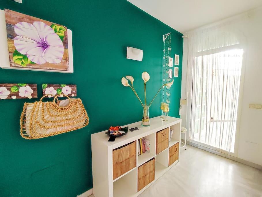 Elegant Flat In The Harbour Benalmádena
